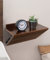 Mazjoaru Nachttisch hängend Holz Wandregal Wandmontage Nachtschrank klein mit Kabeldurchführung Modern & Platzsparend Design für Schlafzimmer Wohnzimmer Gästezimmer Braun