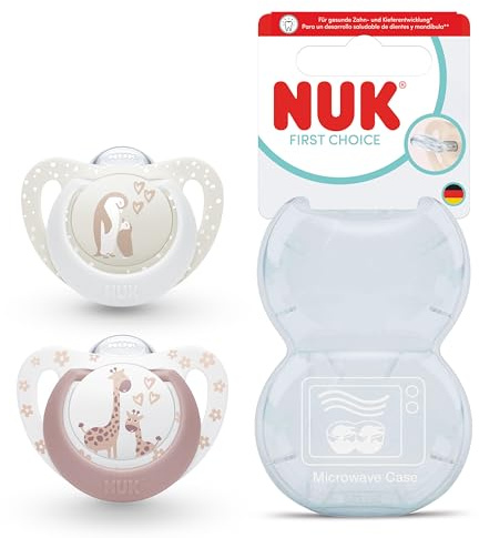 NUK First Choice Baby Schnuller | 0-6 Monate | Orthodontische Schnuller | Beruhigt 99% aller Babys** | Pinguin/Giraffe | 2 Stück