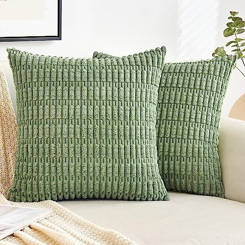 EMEMA Kordsamt Kissenbezüge Dekorative Sofakissen Moderne Kissenhüllen 40x40 cm Dekokissen Weicher Zierkissenbezug für Wohnzimmer Sofa Schlafzimmer 2er Set Grün
