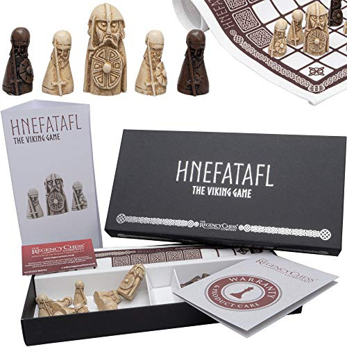 Hnefatafl – El juego vikingo de The Regency Chess Company – Incluye tabla de juego de tela de lino con figuras vikingas de resina