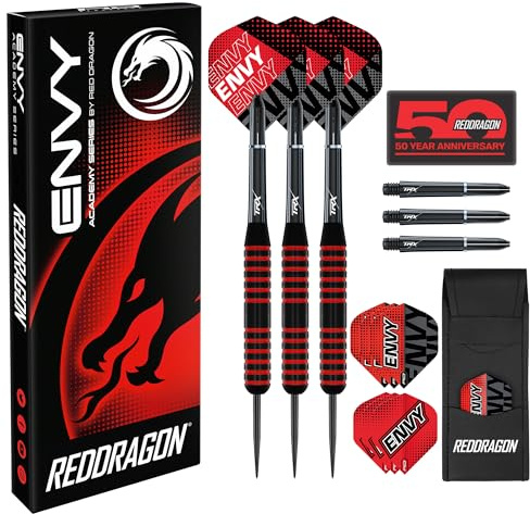 RED DRAGON Darts - Envy Series 24g - Nero e Rosso Ottone Professionale Set di Freccette Punta in Acciaio con Voli, Aste e Custodia