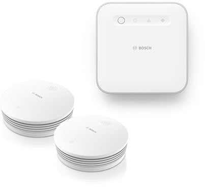 Set iniziale Bosch Smart Home per la protezione antincendio, 1x Controller II, 2x rilevatori di fumo II