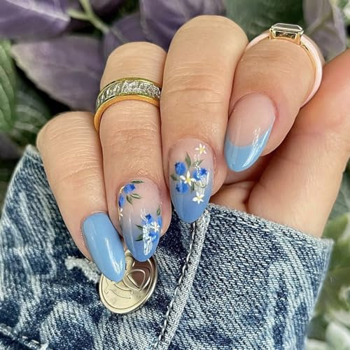 Auiremrti 24 pièces ongles à presser fleuris bleus, forme amande moyenne, French Tip, dégradé bleu en acrylique, couverture totale, ongles artistiques printemps/été