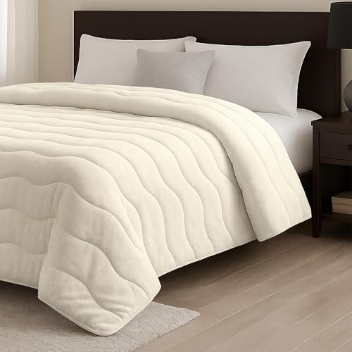 Banzaii Trapunta Matrimoniale in Velluto Invernale 600 g/m², Piumone Morbido e Caldo Effetto Vellutato Ideale per l’Inverno - Colore Panna