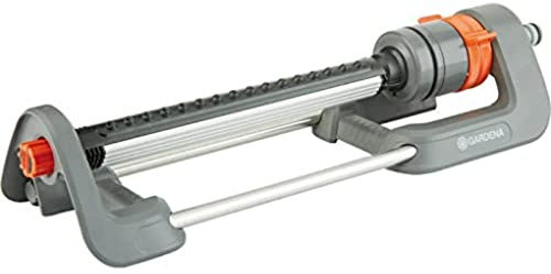 Arroseur oscillant Polo 250 Classic de Gardena : arroseur de pelouse pour un arrosage uniforme des surfaces de 110 à 250 m², portée 8 à 18 m, largeur de jet max. 14 m, sans entretien (2083-20)