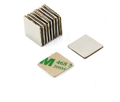 Magnetastico | 20x magneti autoadesivi neodimio N52 quadrato 15x15x1 mm | Magneti adesivi con nastro adesivo marca 3M | Calamite adesive potenti con pellicola adesiva, forza calamita adesiva elevata