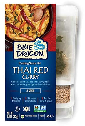 Blue Dragon Kit de curry rouge thaï en 3 étapes, sachets pré-portionnés de notre pâte de curry rouge, lait de noix de coco, herbes et épices pour créer le curry parfait, végétalien (lot de 1)