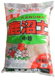Terreau acide Kanuma pour Bonsaï - grain 5/10 mm. - Sac de 17 litres.