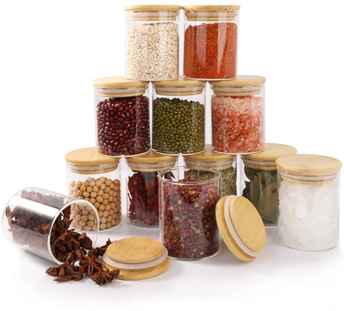 FoiiLiio 12 Stück Gewürzgläser Set mit Bambus Deckel, 200ml Gewürzdosen Set Glas, Gewürzbehälter Spice Jars, Gewürze Aufbewahrung, Gewürz Organizer, Gewürzaufbewahrung für Kräuter & Tee [6,5cm x 8cm]