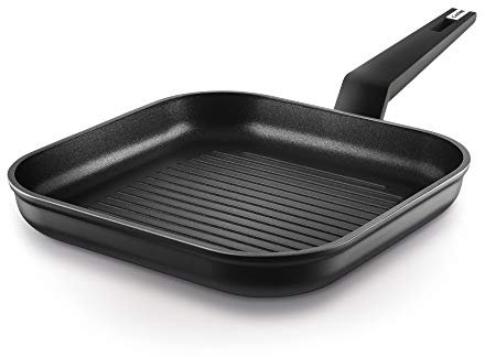 CASTEY - Grill Asador de Inducción Titanium, Modelo TT-G27, Color Negro, Ligero, Fácil de Limpiar, Sartén Antiadherente de Aluminio, Distribución Homogénea del Calor, Medidas 27 x 20,5 x 30 cm