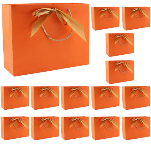ZEONHEI Lot de 15 sacs cadeaux en papier orange avec nœud doré - Sacs de fête en papier avec poignées - Pour anniversaire, Noël, mariage - 32 x 25 x 11 cm