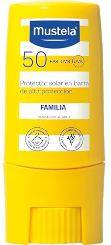 Mustela - Stick Solaire SPF 50 Famille Haute Tolérance et Protection - Produit Solaire Visage et Corps à l'Huile d'Avocat - Résistant à l'Eau et au Sable - Pour Tous Types de Peaux - 9 ml