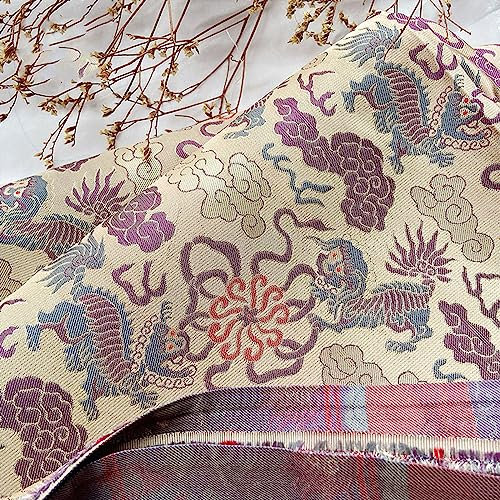 IBOWZ Tela de satén de satén Tejido Jacquard de Seda Satén Exquisito Novedoso Clásico Patrón Kirin Púrpura Significado Auspicioso Bolso Brocado Caja Pergamino a Mano Paño Tradicional Chino 140x50cm