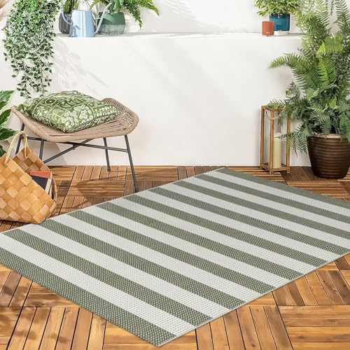 LEEVAN Striped Outdoor Rug 4x6, Washable Front Porch Rug, Spring Plaid Door Mats Outside Entrance, Green and White Entryway Floor Mat, Buffalo Woven Patio Layered Mat for Entrance/Deck/Camping