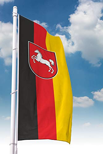 Deitert Niedersachsen Flagge 150 x 500 cm – für Fahnenmast, Niedersachsen Fahne mit Wappen, aus reißfestem Polyester, wetterfest und UV-beständig