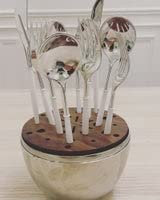 Gourmet - Cubertería (8 unidades, 8 x tenedor 8 x cuchara de 24 piezas, plateadas)