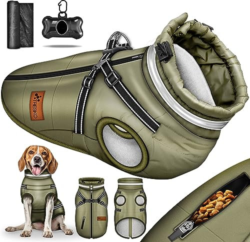 TRESKO® Hundejacke Winter mit Reflektoren inkl. 15 Stück Kotbeutel + Spender | Hunderegenmantel wasserdicht | Hundemantel mit Geschirr | Hunde Winterweste gefüttert (M, Grün)