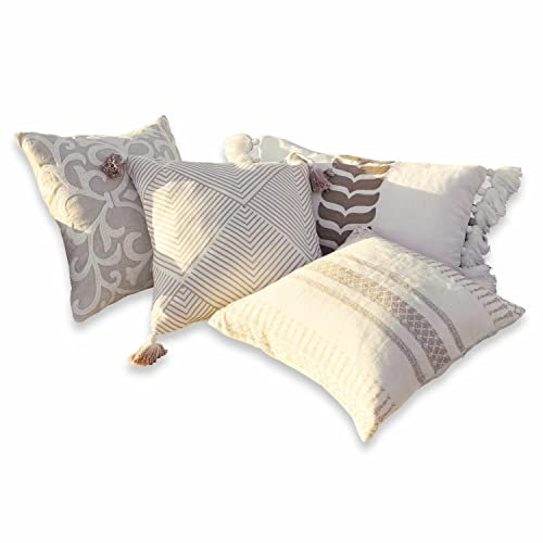 Loberon Kissenhülle 4er Set Olette, Verschiedene Formate, Ethno-Look, handbestickt, mit Quasten verziert, Wohn-Accessoires, Kissenbezug, Wohntextilien, Leinen, Creme/braun