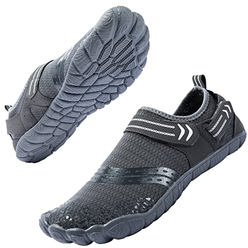 Josaywin Chaussures Aquatiques Homme Chaussures Eau Chaussures de Plage Chaussures de Plongée Antidérapant Séchage Rapide Chaussures Été Respirants pour Fitness Surf Gris foncé 50