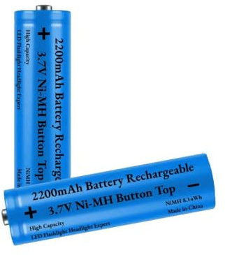 2 Pcs 2200mAh Batteria 3.7V Ricaricabile, 3.7V Button Top Ricaricabili Batterie, 3.7Volt Ni-MH Bottone in Alto Alta Capacità Pile per Fotocamera/Piccolo Ventilatore/LED Lampada Frontale/Luci Solari