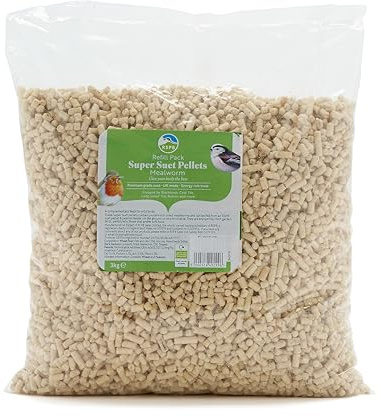 RSPB - Winter Super Suet Pellets, Wild Bird Food for Small Birds, Robins, and Common Garden Breeds, High Energy and Protein with Mealworms, Suitable for Year-Round Feeding, Made in the UK (3kg Refill)