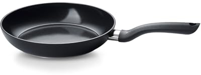 Fissler Essential Black Poêle à frire avec revêtement en aluminium (26 cm) avec revêtement en céramique, poêle fabriquée sans PFAS/PTFE, induction – Fabriquée en Allemagne