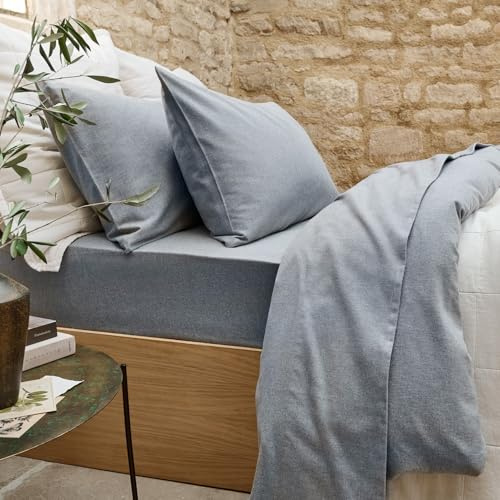 Christy Brushed Cotton Super King Fitted Sheet | Warm Breathable Winter Bedding | 100% Brushed Cotton Flannel Bed Linen | Super Soft and Silky Finish | Silver Grey