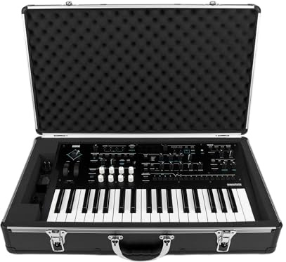 Analog Cases Unison Case für Korg Wavestate oder vergleichbare Synthesizer (Transportkoffer, Eckschutz aus Aluminium, gepolsterter Deckel mit Tragegriff, Kabelaufbewahrungsfächer), Schwarz