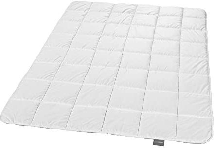 Traumnacht Anti Milben Bettdecke (Sanitized®), antibakterielles Steppbett, warme Winter Bettdecke, 135x200 cm, Öko Tex zertifiziert, entwickelt in Deutschland