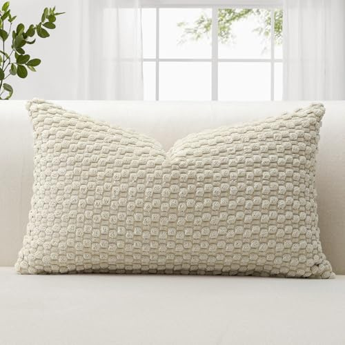 JOTOM Housses de Coussin en Velours Côtelé Doux 30x50 cm Taie d'oreiller Décoratifs avec Texture à Bulles 3D Étui de Coussin pour Canapé, Sofa, Chambre à Coucher Douce(Beige)