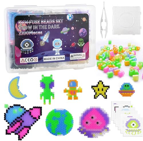 Delsen Juego de Cuentas para Planchar, 2200 Perlas de Planchar, Cuentas para Planchar Niños, Juego de Cuentas Luminosas para Planchar con Caja de Almacenamiento, Placas, Guía del Usuario