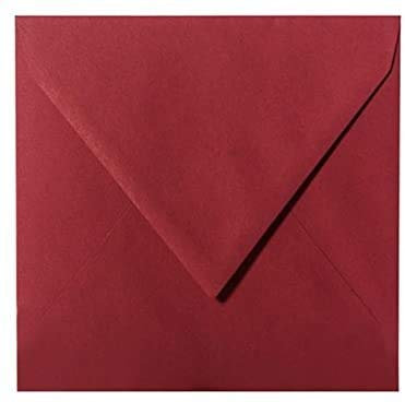 25 hochwertige Quadratische Briefumschläge 15 x 15 cm in Weinrot mit spitzer Verschlussklappe ‎Nassklebung Grammatur: 120 g/m² Zum besseren Schutz werden die Briefumschläge eingeschweißt