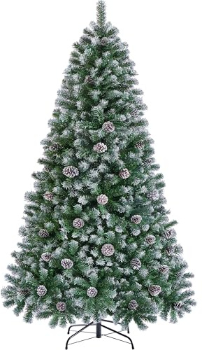 Yaheetech 228 cm konstgjord julgran med snö och 82 tallkottar (Ø ca 132 cm) 1346 spetsar, flamsäker gran med snabbmontering, viksystem, inkl. Metallstativ