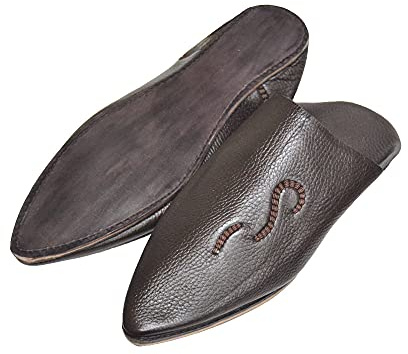 Babuchas Marroquíes de Piel Auténtica – Zapatillas Artesanales Tradicionales Hechas a Mano – Calzado Oriental Unisex (Marrón, 42, Sistema Tallas Calzado EU, Adulto, Hombre, Números, Mediano, 42)