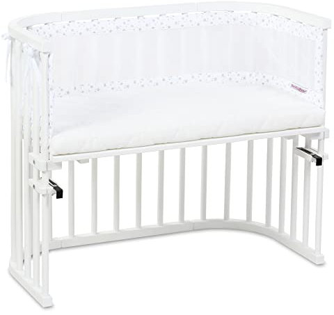 babybay Boxspring Beistellbett mit Matratze Medicott Wave, weiß lackiert, mit Nestchen Mesh-Piqué weiß Sterne perlgrau