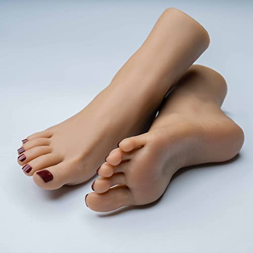 Sumumtor Un paio di piedi di manichino femminili in morbido silicone realistico, per esporre scarpe, gioielli, sandali, scarpe, calzini, schizzi artistici (colore scuro)