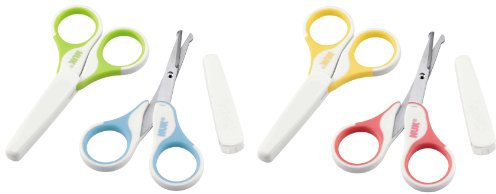 NUK Sicherheits-Kinderschere, mit abgerundeten Spitzen und Schutzkappe, Farbe nicht frei wählbar