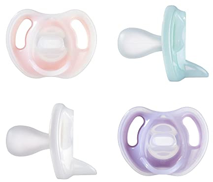 Tommee Tippee Ultra-light Silikonschnuller, Symmetrische Kiefergerechte Form, BPA-frei, Einteiliges Design, 0-6 Monate, 4-er Set, 433558