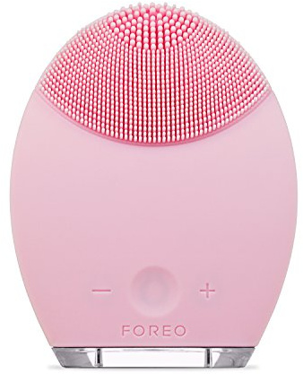 Foreo LUNA Gesichtsmassagebürste und Anti-Aging Gerät