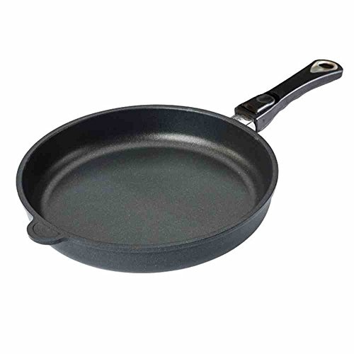 AMT Gaffelgjutjärn stekpanna 28 cm Ø, 5 cm hög, avtagbart handtag, lämplig för induktion, Lotan® non-stick finish, gjutjärnspanna (aluminiumgjutning), AMZN-I-528-Z20B