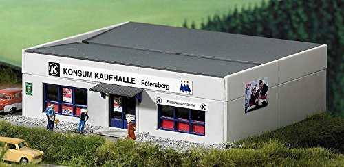 PIKO HO SCALE MODEL TRAIN BUILDINGS - PREFAB PETERSBURG MARKET - 61151