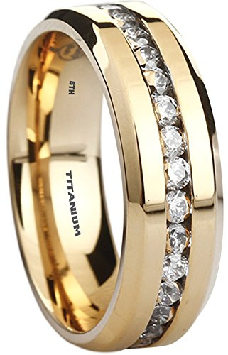 BESTTOHAVE Mens Titanium Ring -8mm Wide Simulated Diamonds Classic Unisex Gold Tone Wedding Engagement Band Ring -Size N