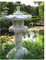 Deine Gartenoase Japanische Steinlaterne Yukimi auf Säule S, Zement, Weiss