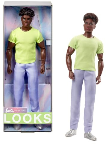 Barbie Looks Poupée Ken à collectionner n° 25 avec cheveux noirs bouclés et tenue moderne des années 2000, t-shirt vert clair et pantalon pastel avec bottines argentées, HRM17