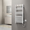 pro.tec Scaldasalviette Elettrico Bagno Scalda Asciugamani da Parete 105 x 50 cm Termoarredo Elettrico 500 W con Termostato Digitale Programmabile e 3 Ganci Ribaltabili - Bianco