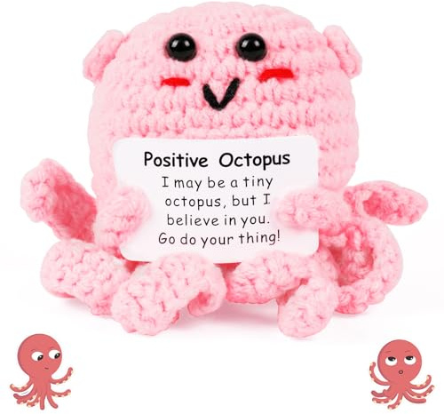 Vicloon Mini Bambola Lavorata a Maglia, Creative Knitted Positive Doll, Bambola Intrecciato con Polpo Rosa, Ufficio Decorazione, Peluche Bambola per Regali di Compleanno per Donne Uomini