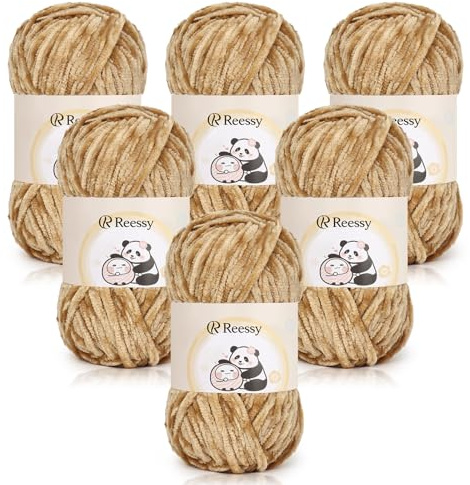 Reessy Chenille Yarn 600g(6×100g), Super Soft Fluffy Velvet Yarn Set, Thick Yarns Knitting Wool for Knitting and Crochet Amigurumi, Handbag, Blankets, DIY(Light Khaki)