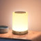 Lampada da Comodino Touch, 7 colori RGB e 4 Luminosità, Lampada Camera da Letto con Gancio Incorporato Nella Parte Inferiore, Lampada Senza Fili Adatta a Nursery, Camera da Letto, Soggiorno
