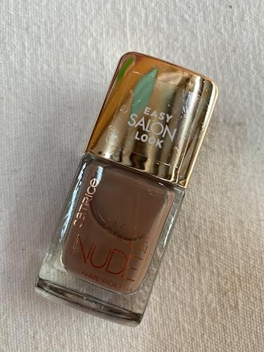 Catrice More Than Nude Nail Polish, Nailpolish, Nagellack, Nr. 18 Toffee To Go, braun, langanhaltend, glänzend, transluzent, ohne Aceton, vegan, Mikroplastik Partikel frei (10,5ml)
