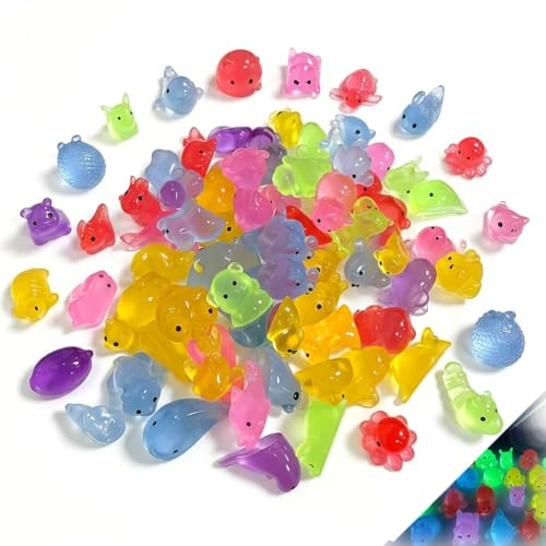100pcs Luminous Mini Resin Animals, Multiple Styles Glow in the Dark Small Plastic Animals for Micro Landscape Fairy Garden and Aquarium Decor